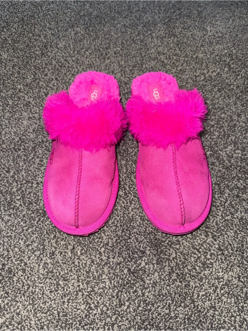 UGG Kids Disquette Slippers Size 5 Hot Pink Sheepskin Platform Slides